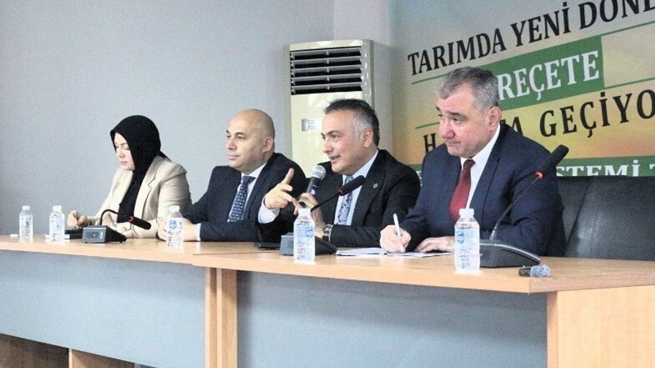 Kırklareli'de B-Reçete Tanıtım Toplantısı: Reçete Olmayan Pestisit Satışı ve Uygulaması Sınırlandırılacak