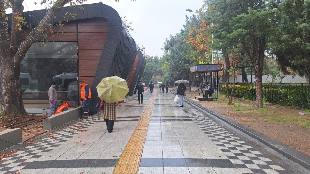 Kırklareli’de Sağanak Etkili: Meteoroloji Uyarısının Ardından Yağış Sürüyor