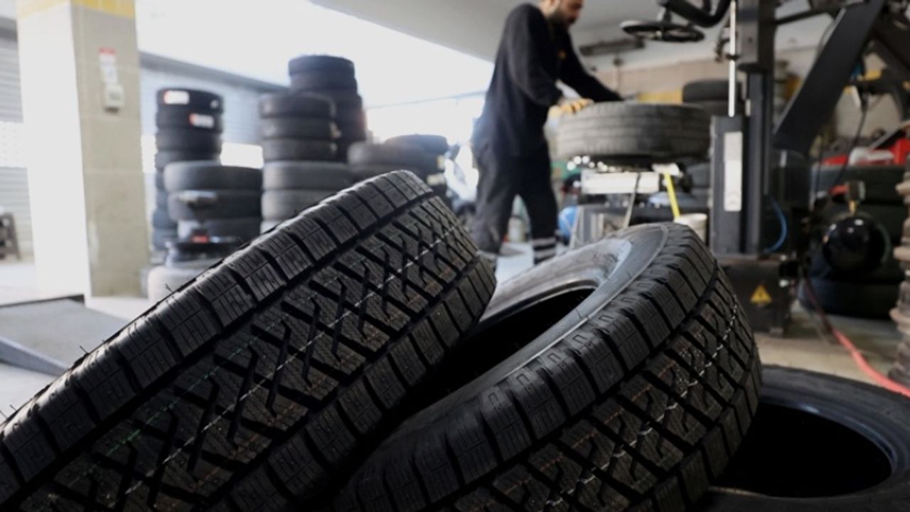 Kış Lastiği Zorunluluğu 15 Kasım'da Başladı: Ceza 5 bin 856 TL, Süre 15 Nisan'a Uzadı