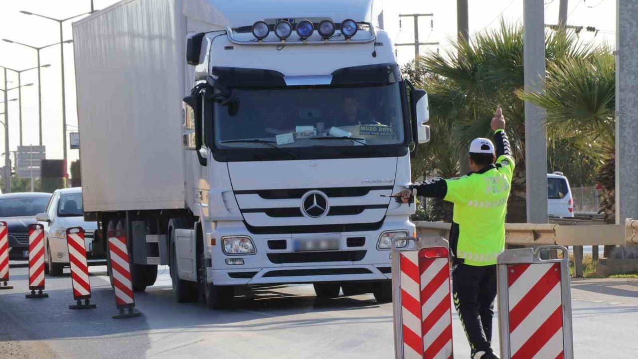 Kış Lastiği Zorunluluğu Başladı: Ticari Araçlarda 15 Nisan 2026'ya Kadar Geçerli