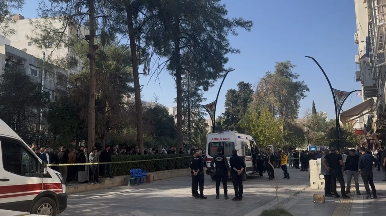 Kızıltepe'de kuyumcular arasında çıkan kavgada 3 kişi yaralandı