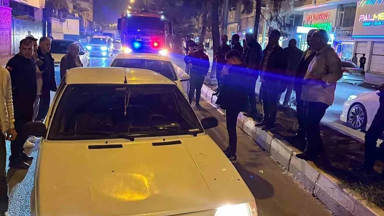 Kızıltepe'de Maddi Hasarlı Trafik Kazası: Şahkulubey Mahallesi'nde İki Otomobil Çarpıştı