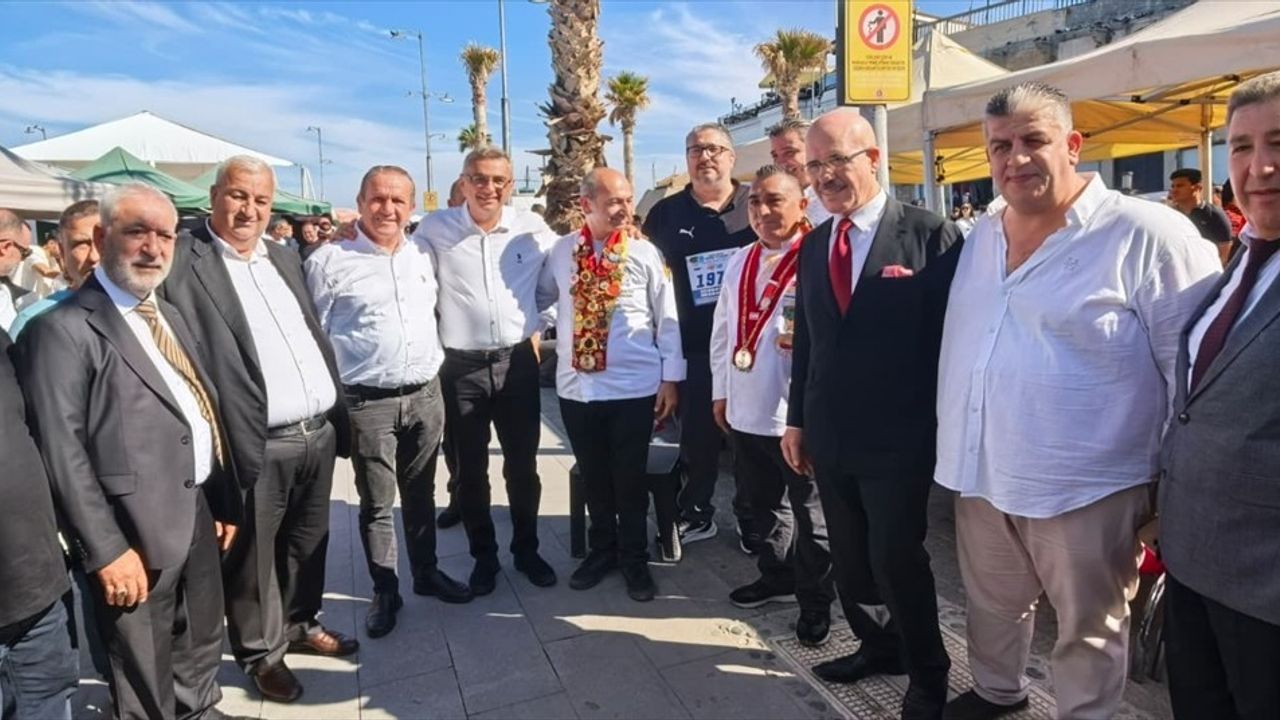 KKTC'de 14. Uluslararası Baklava Festivali Girne Antik Liman'da düzenlendi