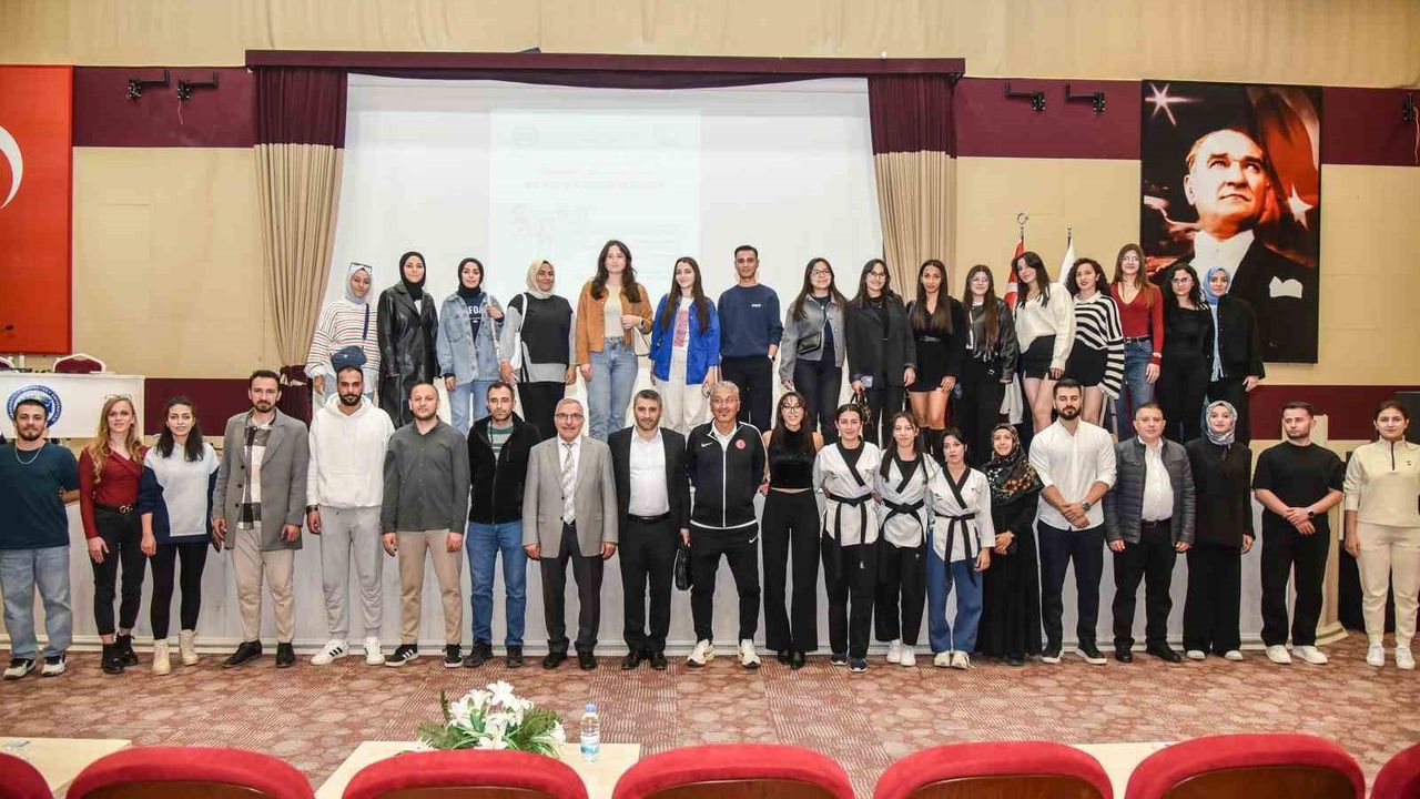 KMÜ'de 'Öğrencilik Hayatında Spor ve Tekvando' etkinliği — Disiplin ve liderlik vurgusu