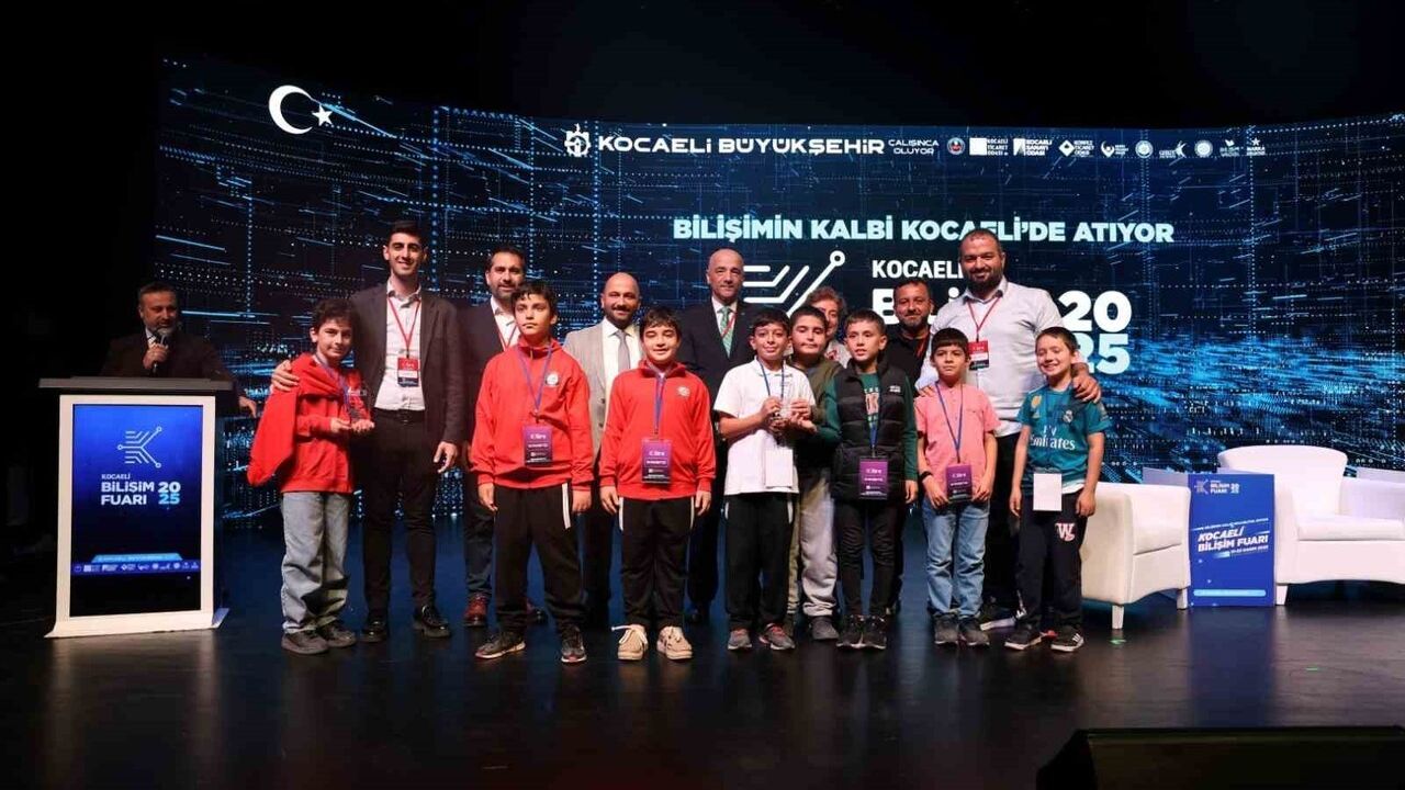 Kocaeli Bilişim Fuarı paneli: Dijitalleşme sporu daha adil bir zemine taşıyor