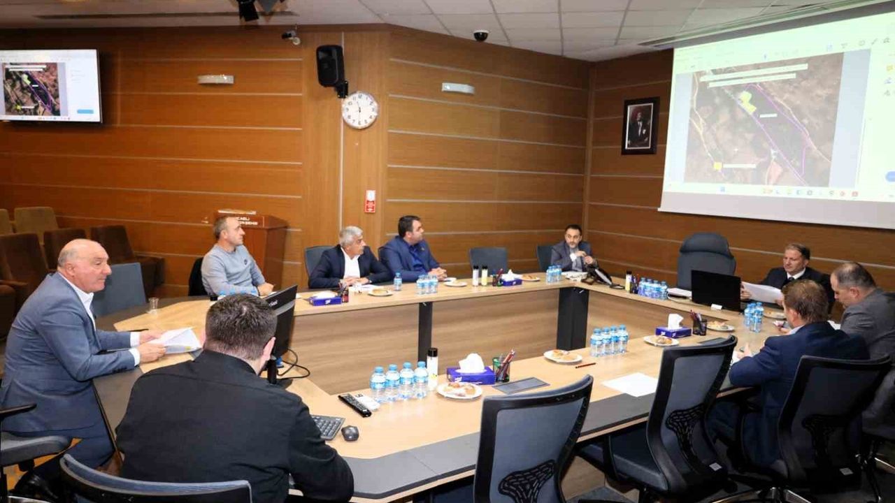 Kocaeli Büyükşehir Belediyesi Encümeni kararları: Hafriyat firmasına 1 milyon 869 bin 726 lira ceza