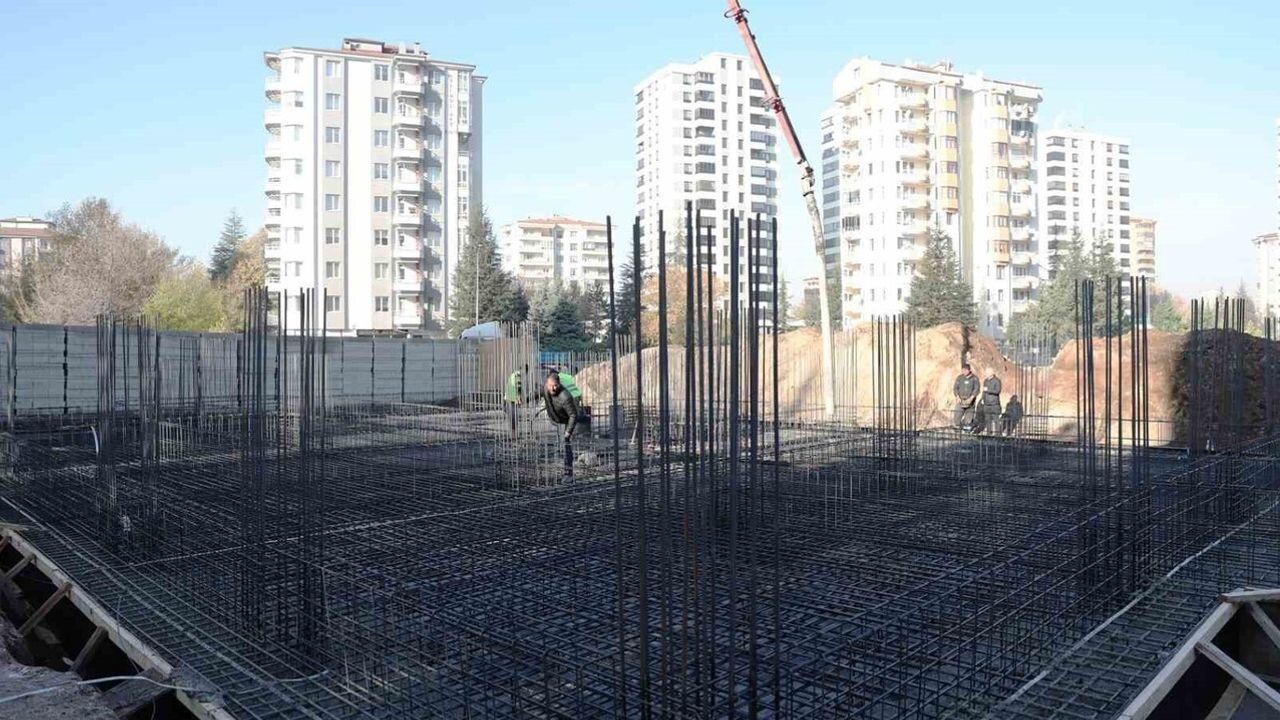 Kocasinan'da Erciyesevler Mahallesi'ne 7 Hekimli Aile Sağlık Merkezi Temeli Atıldı