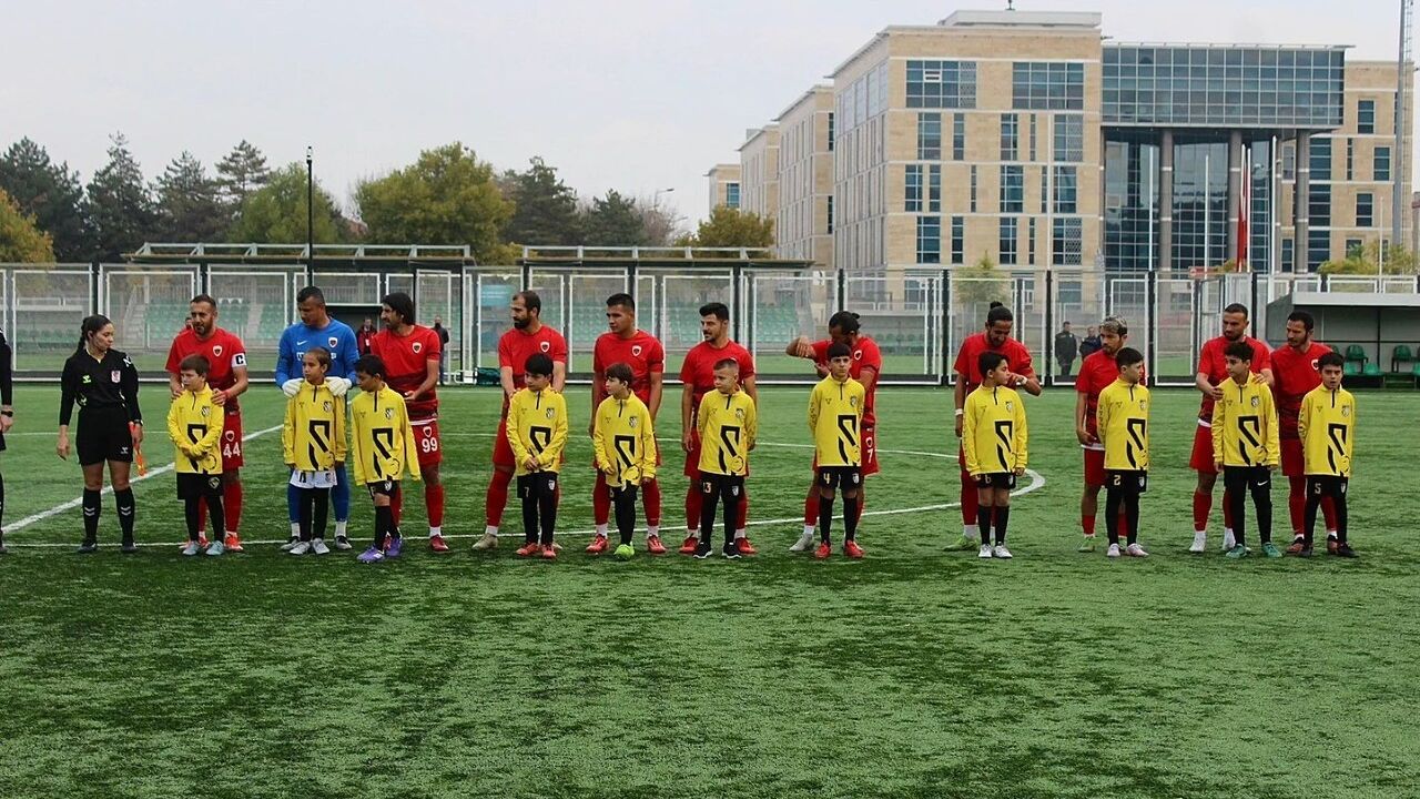 Kocasinan Şimşekspor, evinde Battalgazi Belediyespor ile 0-0 berabere kaldı