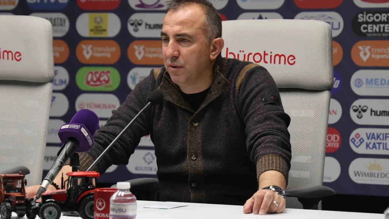 Konyaspor, Recep Uçar ile karşılıklı anlaşarak yollarını ayırdı