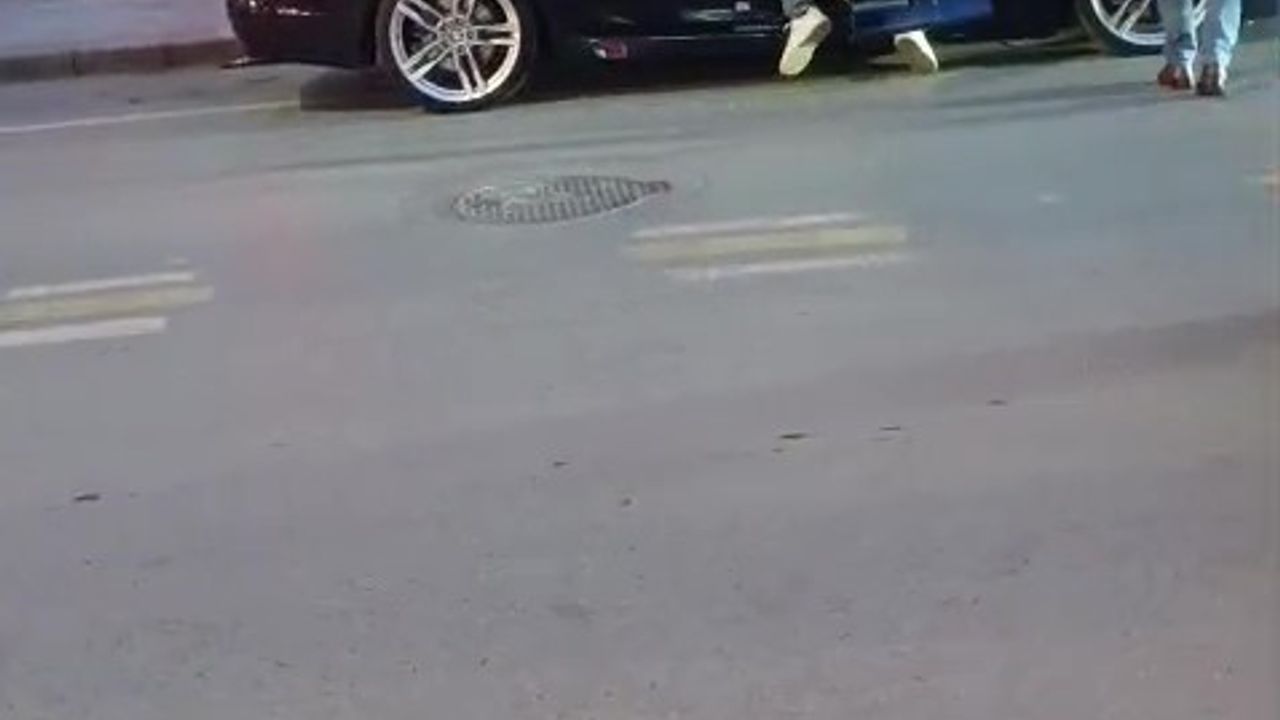 Körfez'de otomobilde bıçaklama: Zanlı B.E. tutuklandı