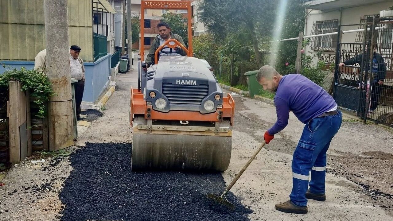 Körfez’de yol bakım ve onarım çalışmaları: Esentepe, İlimtepe ve Yeniyalı’da eş zamanlı asfalt yama