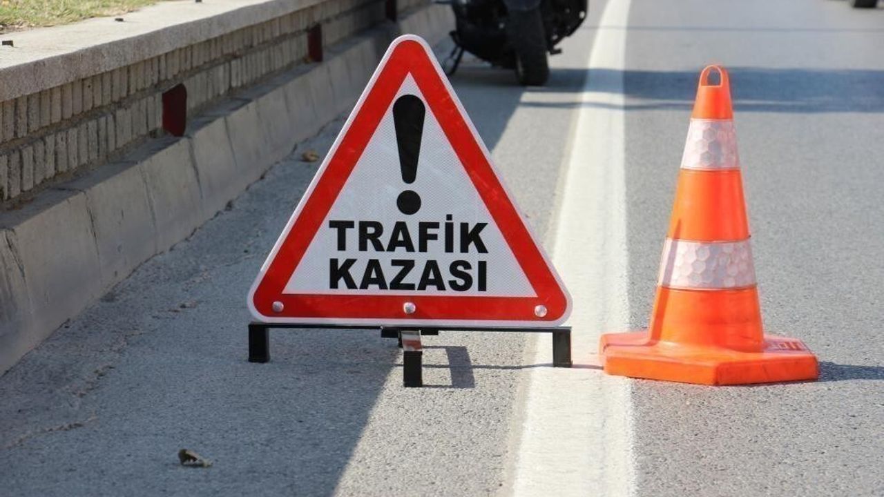 Köşk'te kamyonetle motosiklet çarpıştı: sürücü Furkan Çakal yaşamını yitirdi