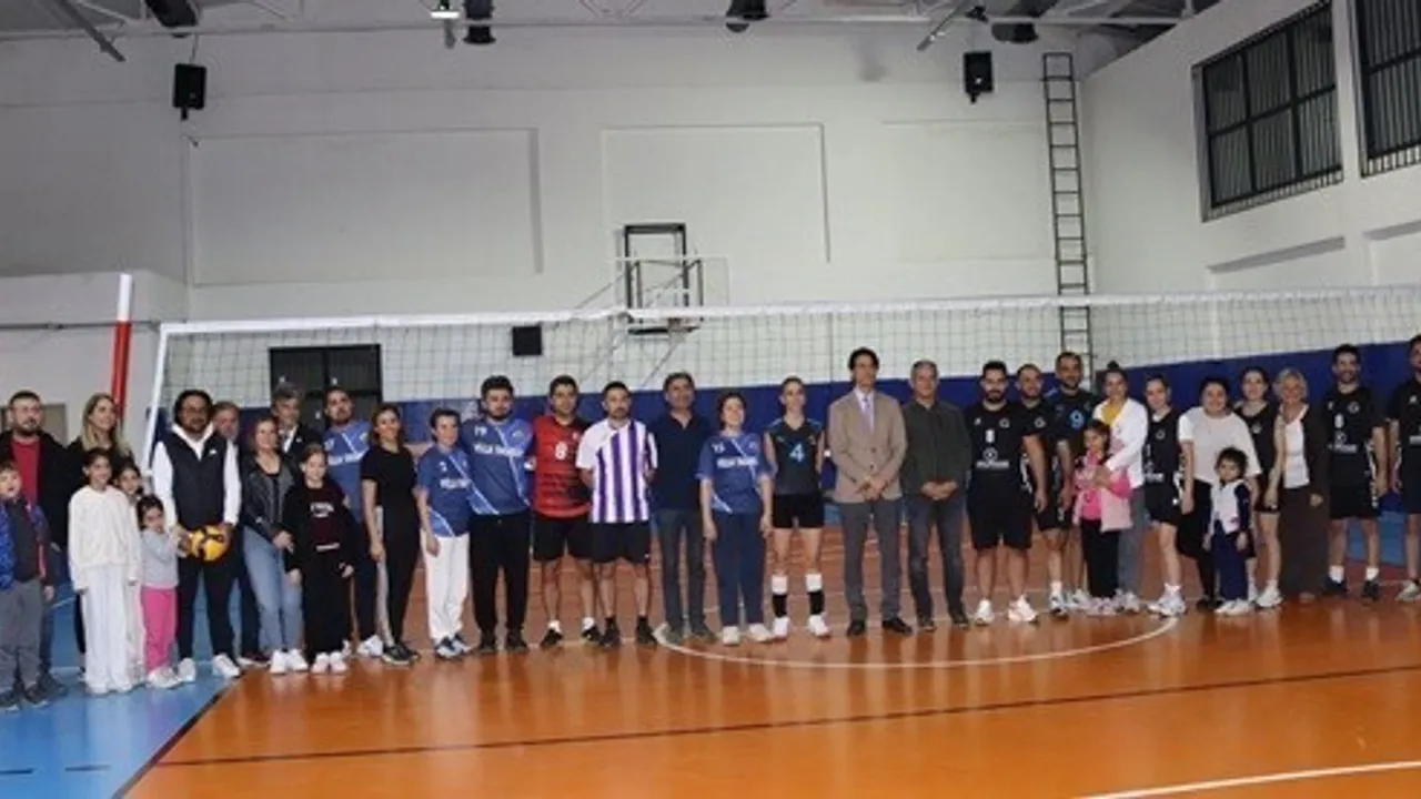 Köyceğiz'de Öğretmenler Arası Voleybol Turnuvası Düzenlendi