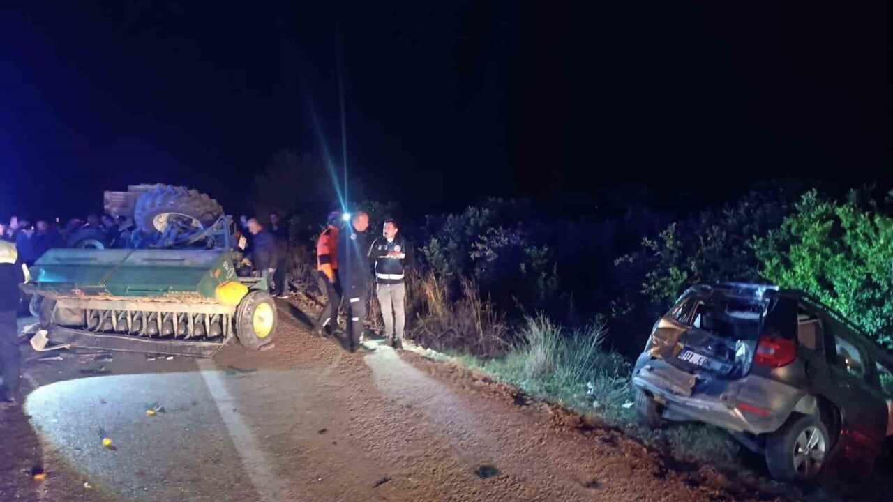 Kozan'da zincirleme trafik kazasında yaralanan sürücü hayatını kaybetti