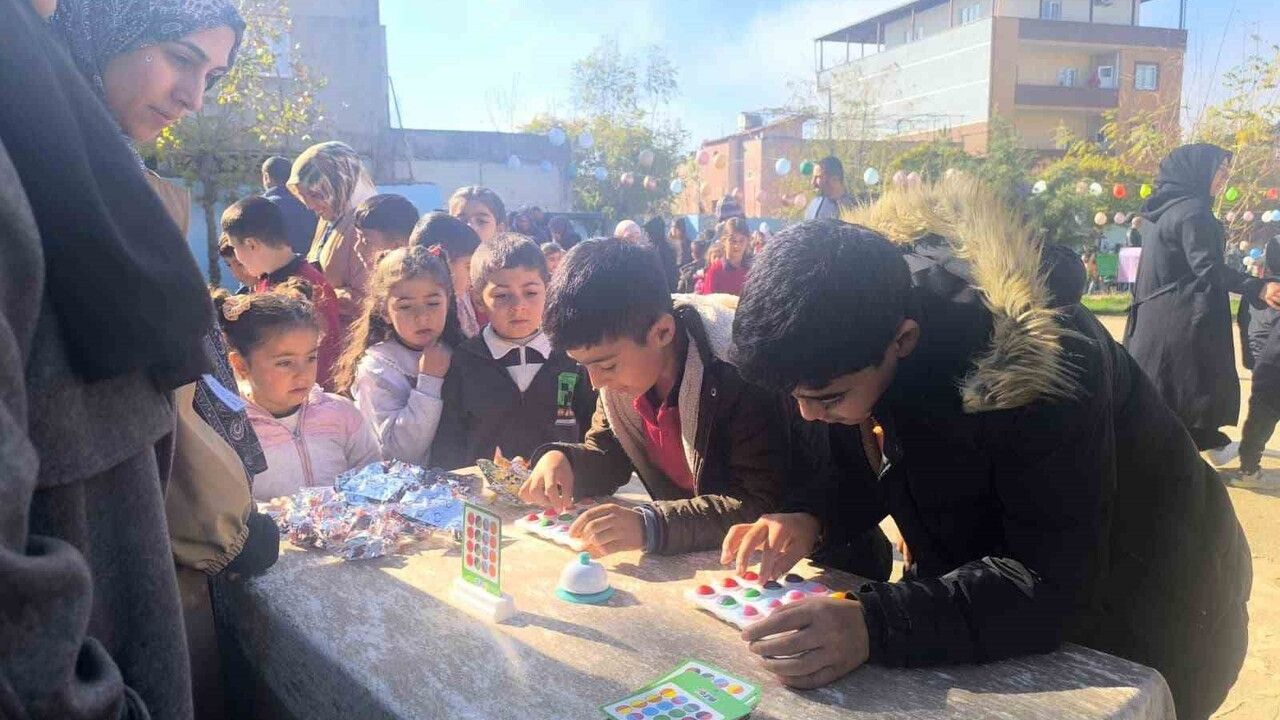 Kurtalan Kayabağlar'da 20 Kasım Dünya Çocuk Hakları Günü etkinlikleri düzenlendi