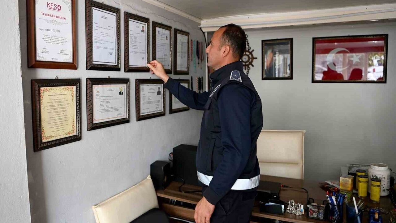 Kuşadası Belediyesi gıda ve ilaçlama firmalarında son kullanma tarihi ve hijyen denetimlerini artırdı