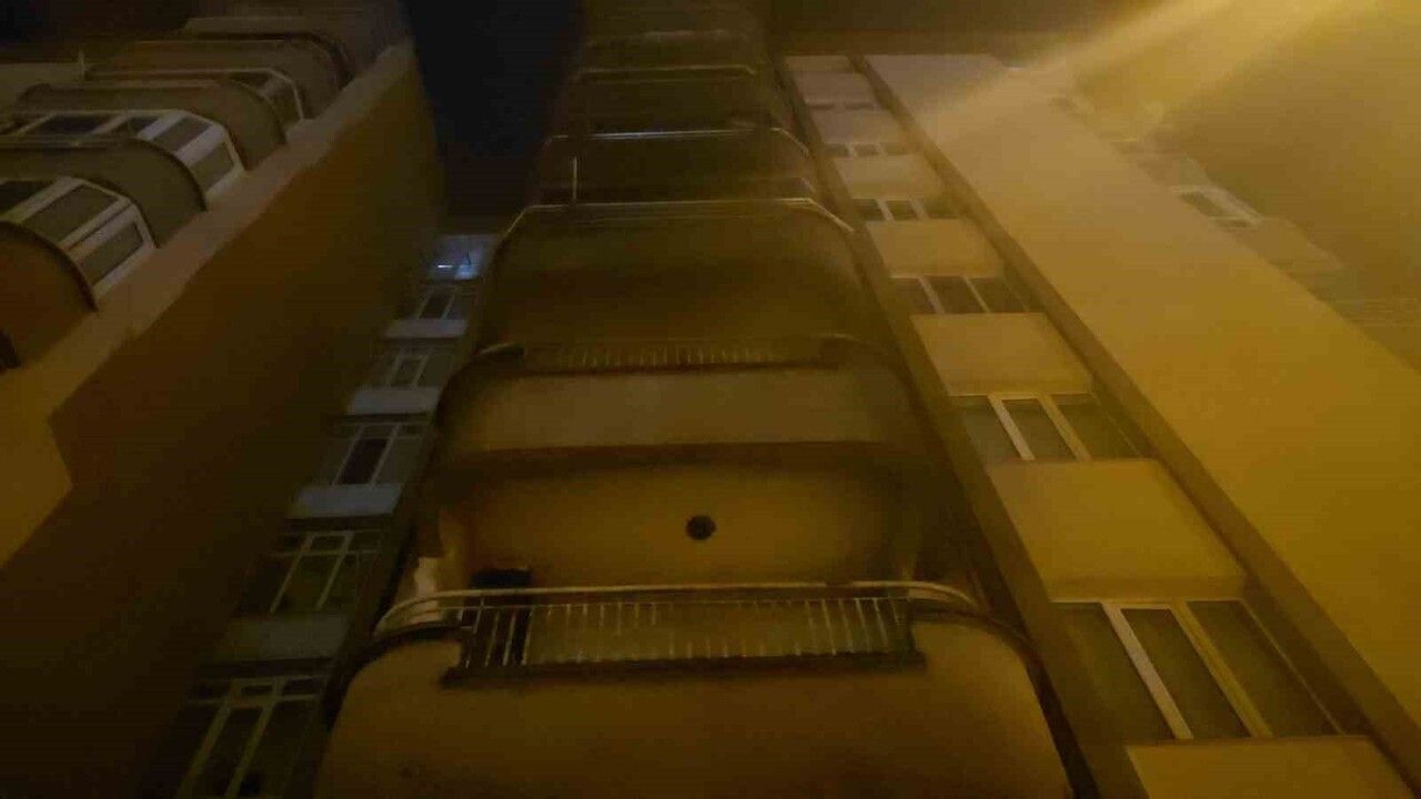 Kütahya’da apartman yangını: 68 yaşındaki İsmet Çubuk hayatını kaybetti, 2 kişi yaralandı