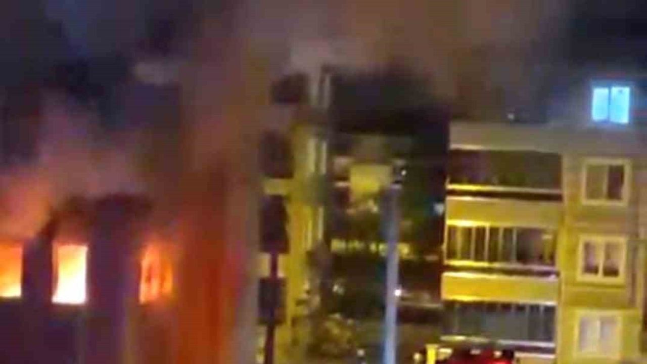 Kütahya'da apartman yangını: Biri bebek 5 kişi itfaiye tarafından kurtarıldı