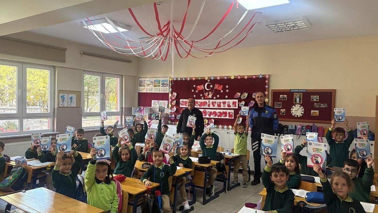 Kütahya'da ÇOGEP-2025 ile minik öğrencilere suçtan korunma eğitimi verildi