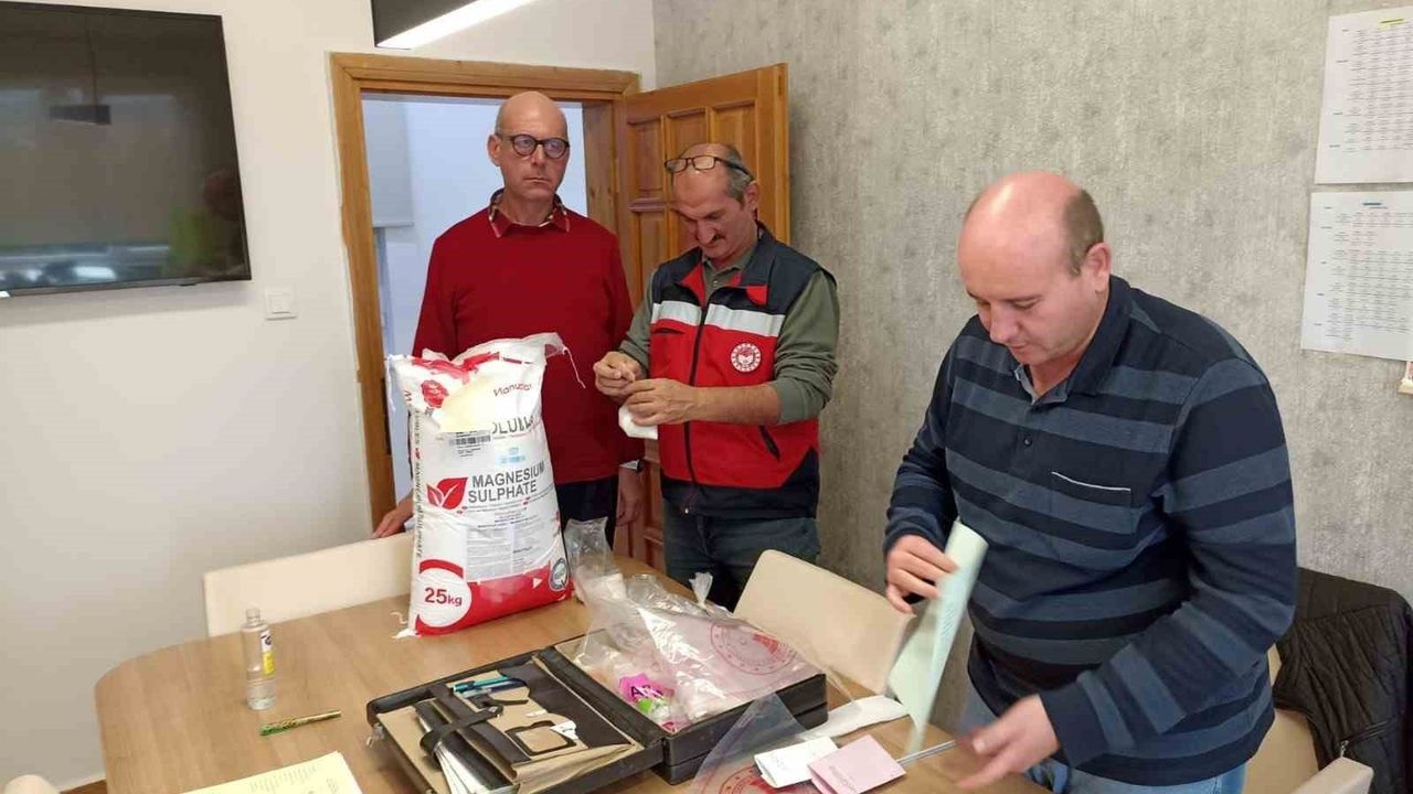 Kütahya'da gübre üretim ve bayi denetimleri: 10 numune laboratuvara gönderildi