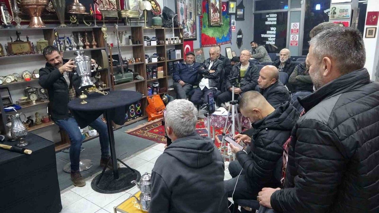 Kütahya'da Haftada 3 Gün Antika Mezatı Düzenleniyor, İlgi Artıyor