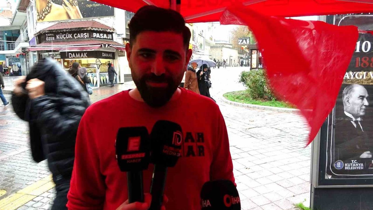 Kütahya'da vatandaş, kuyumcunun fazladan ödediği 150 bin TL'yi iade etti