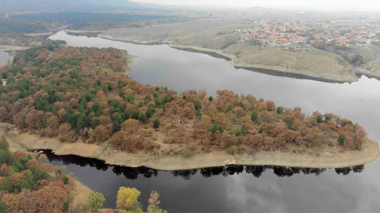 Kütahya Enne Barajı ve Tabiat Parkı'nda Sonbahar Renkleri