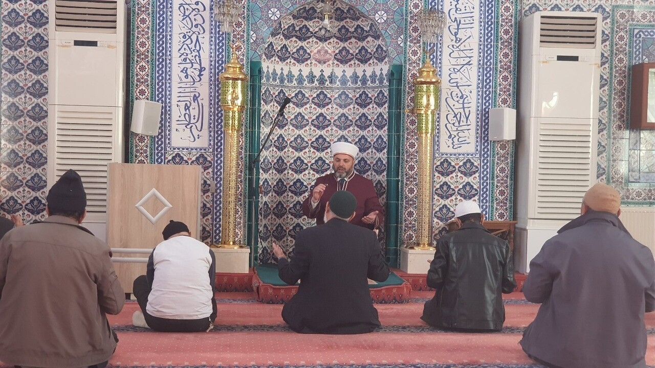 Kütahya İl Müftüsü İrfan Açık 'Gençlik Buluşmaları' Programında Gençlerle Buluştu