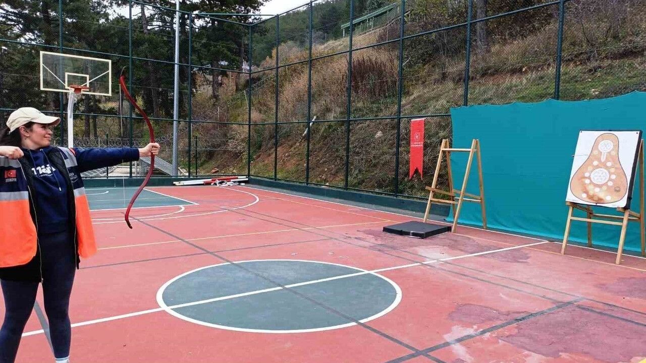 Kütahya Kadın Destek AFAD Gönüllüleri Murat Dağı Kamp Merkezi'nde 3 günlük etkinlik programı