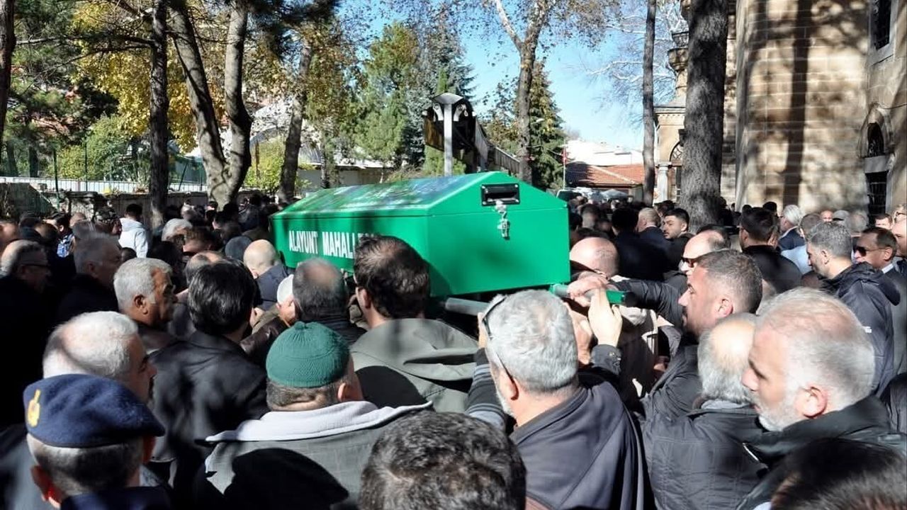 Kütahya OSB'nin Duayeni Bekir Eskioğlu Son Yolculuğuna Uğurlandı