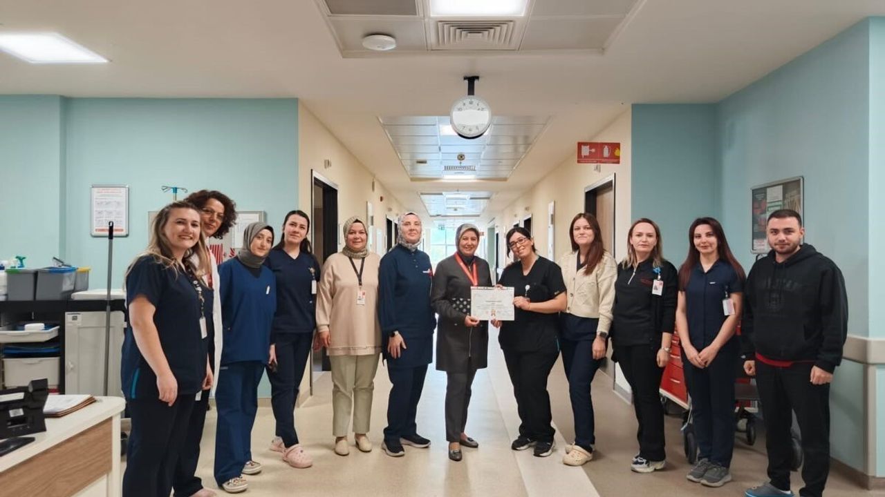 Kütahya Şehir Hastanesi Göz ve Dermatoloji Kliniğine El Hijyeni Teşekkürü