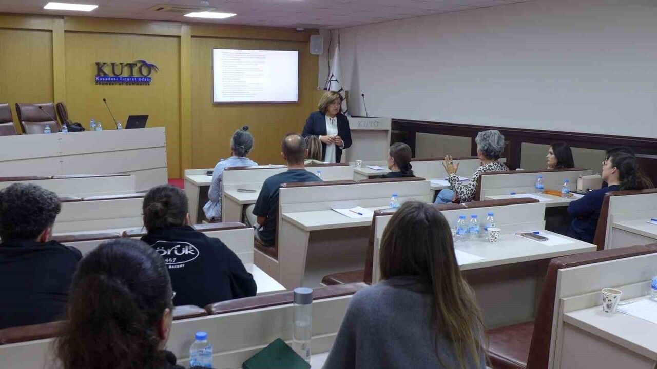 KUTO'da 2025-2026 Dönemi 'Temel Satış Becerileri' Eğitimi Başladı