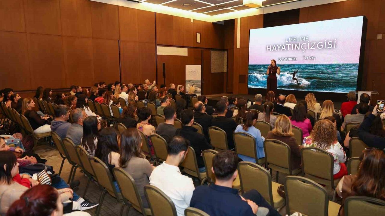 LC Waikiki destekli Hatay Sörf Merkezi gençleri denizin iyileştirici gücüyle buluşturuyor