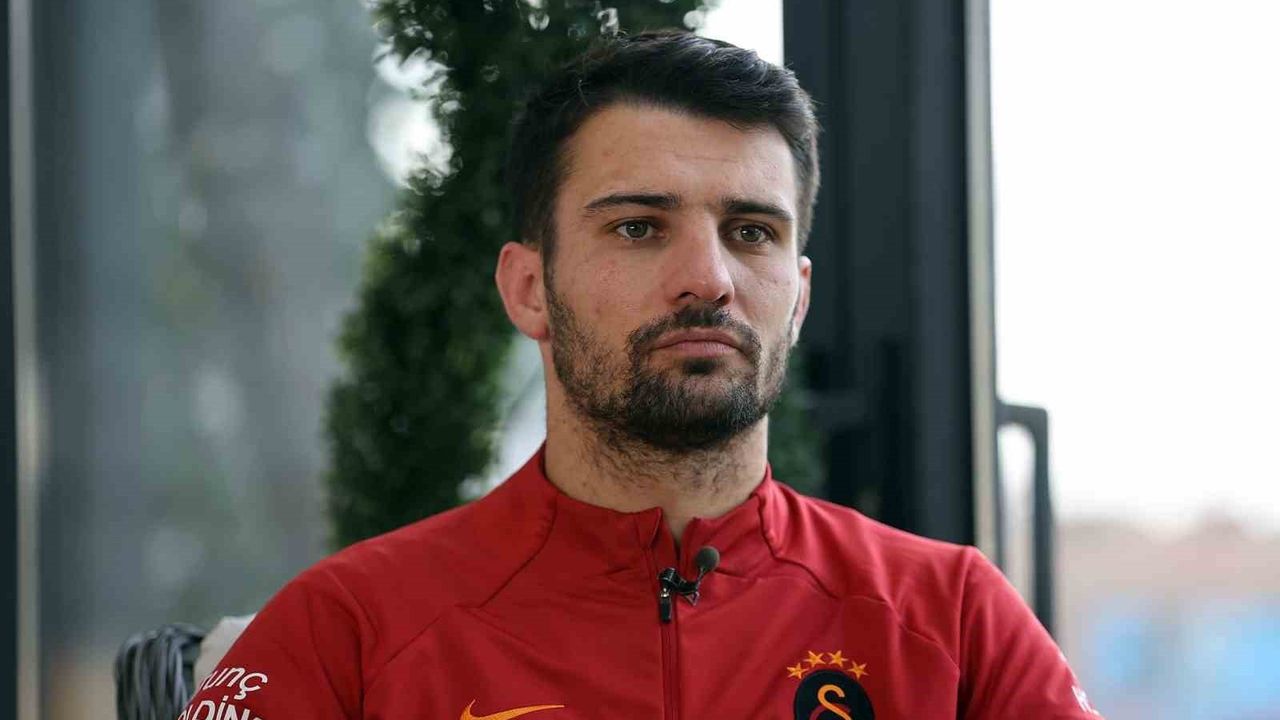 Leo Dubois profesyonel futbolu bıraktığını açıkladı