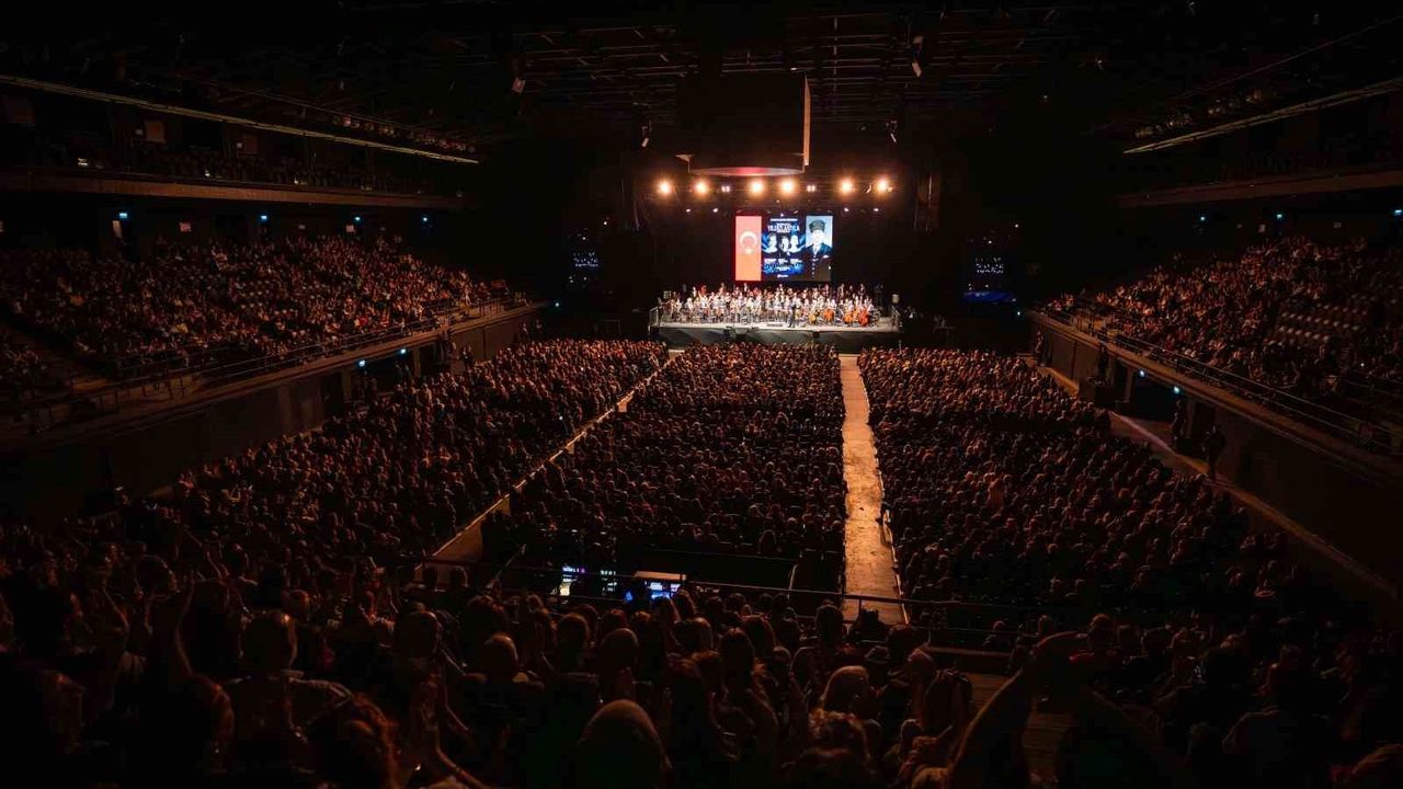 Limak Filarmoni, 'Operanın Yıldızlarıyla Buluşma' konserlerini İstanbul ve Ankara'da sundu