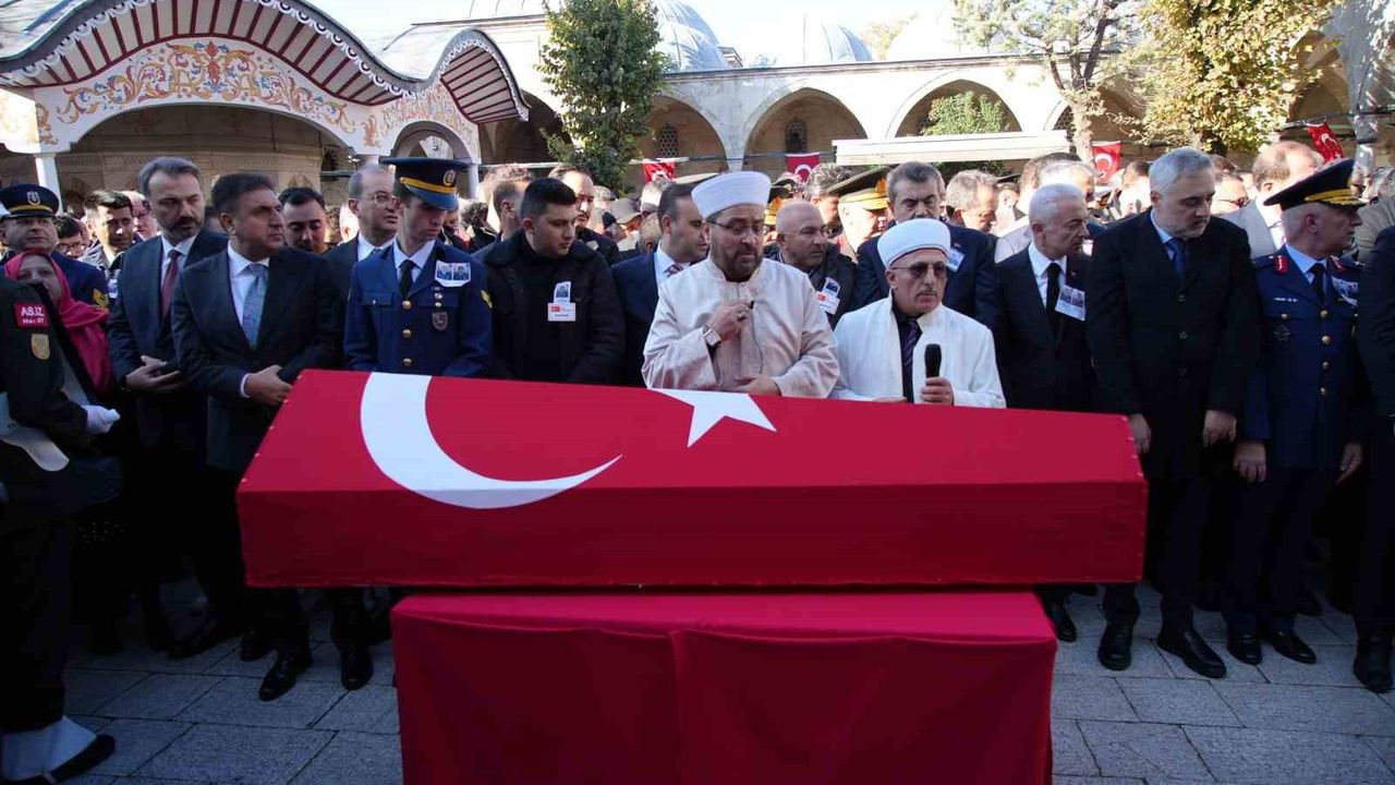 Lüleburgaz’da Hava Uçak Bakım Astsubay Üstçavuş Berkay Karaca törenle defnedildi