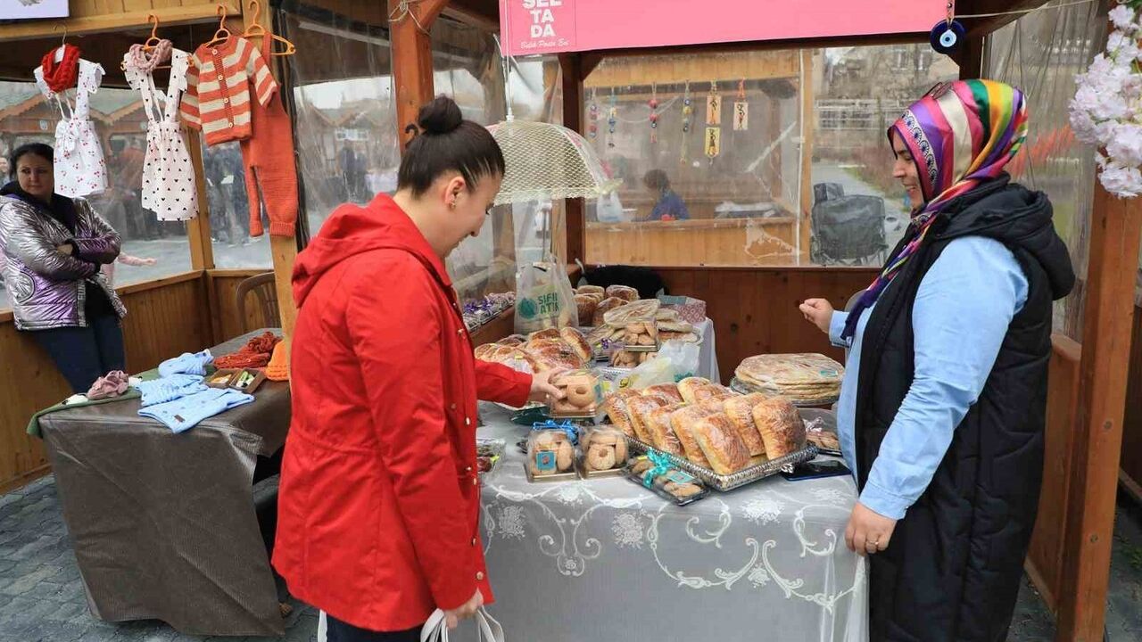 Maharetli Eller Kadın Üretici Pazarı, Kasım’da İkinci Kez Talas’ta Kuruldu