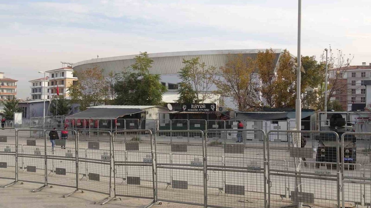 Malatya'da 116 sanıklı organize suç örgütü davası başladı: Lider Serdal A. için kırmızı bülten