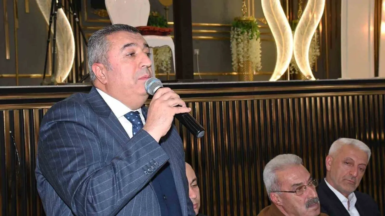 Malatya'daki kazada yaşamını yitiren Sinan Kaçar'ın yakınları ile şüphelinin ailesi Bingöl'de barıştı