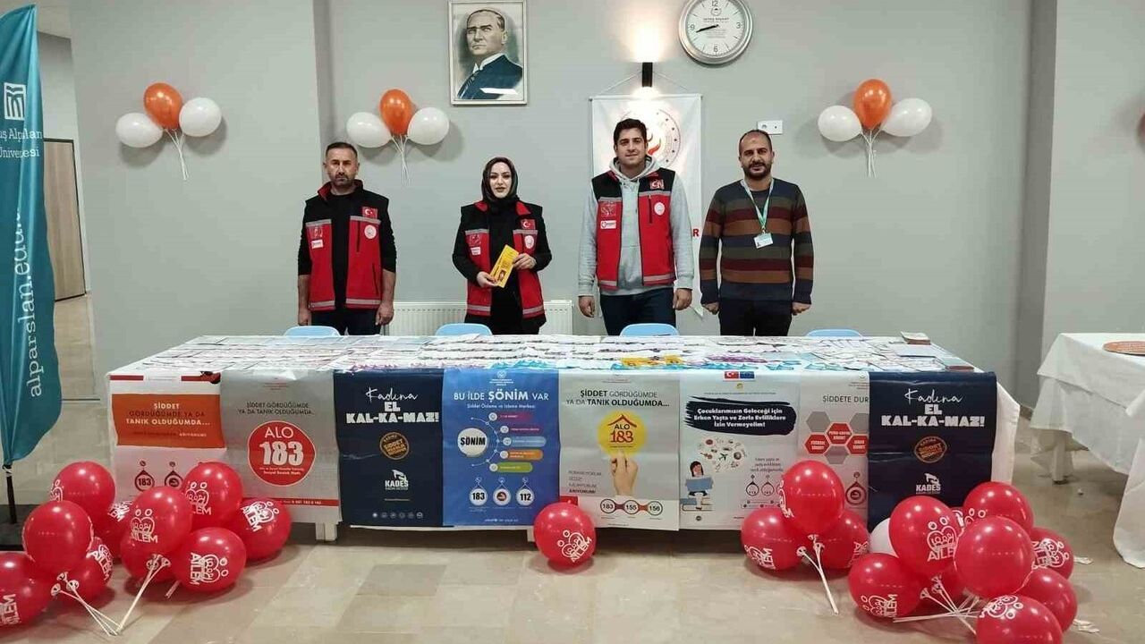 Malazgirt'te 25 Kasım kapsamında 'Şiddete Sıfır Tolerans' farkındalık etkinliği düzenlendi