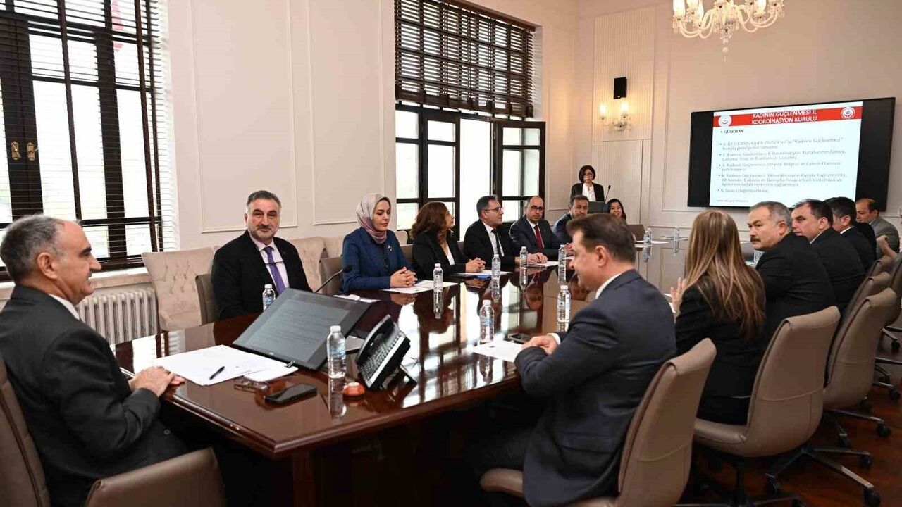 Manisa'da Kadınların Güçlenmesi İçin İl Koordinasyon Kurulu Toplantısı