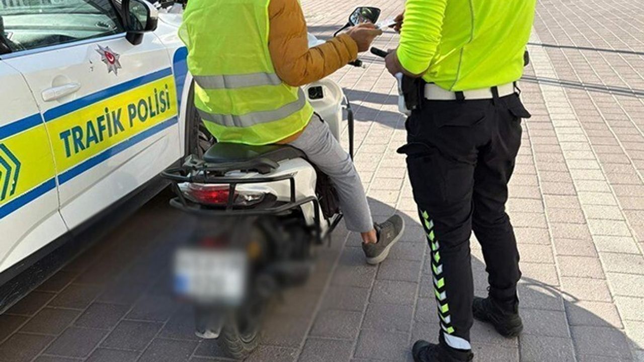 Manisa'da motosiklet denetimleri: 716 sürücüye 2.227.351 TL ceza