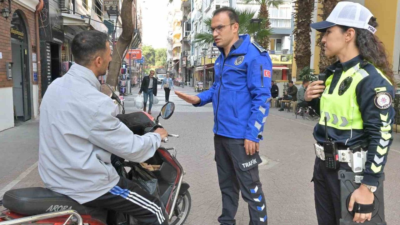 Manisa'da yayalara ayrılan 'sevgi yolları'na ortak denetim: motosiklet sürücülerine uyarı ve cezai işlem