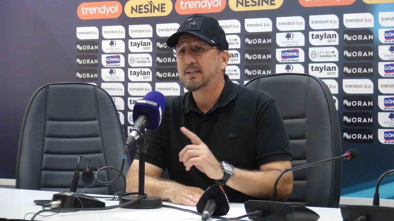 Manisa FK, Teknik Direktör Taner Taşkın ile yola devam edecek