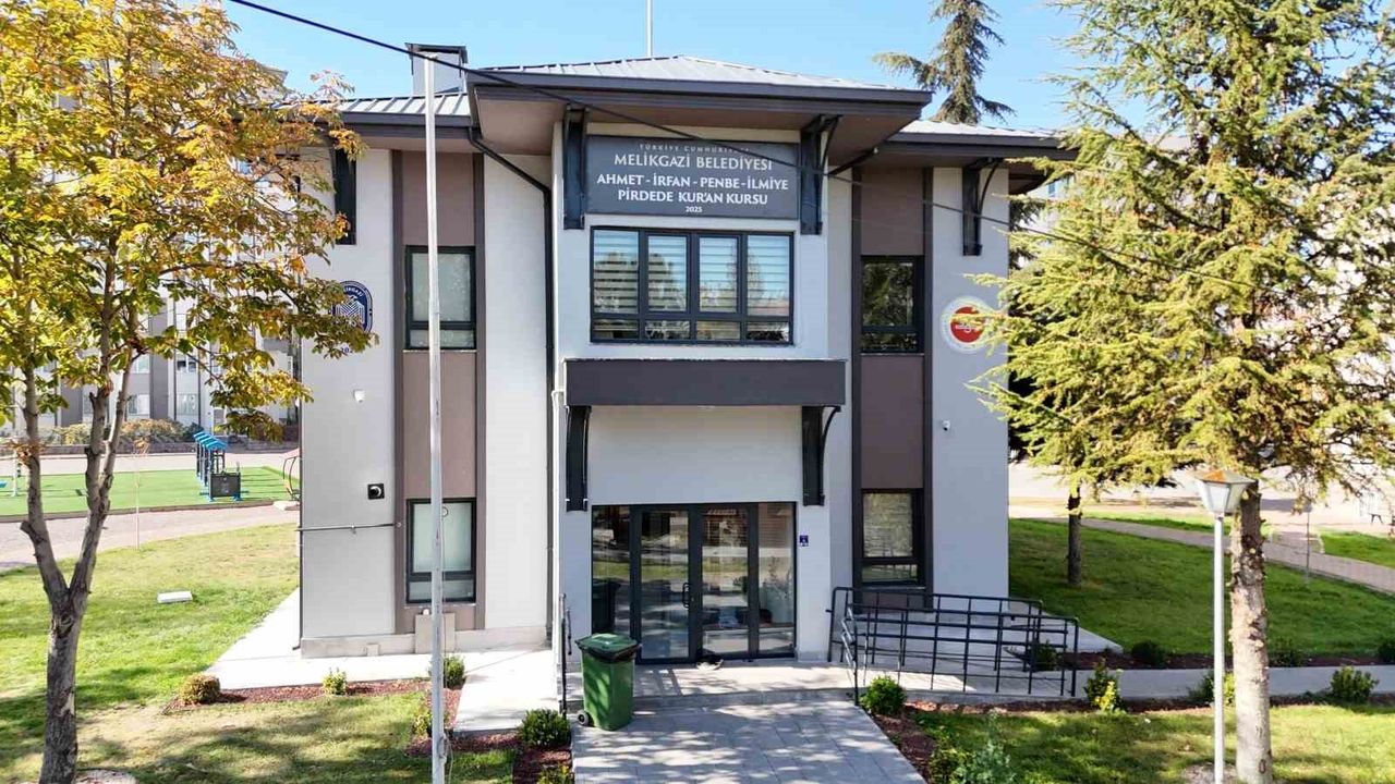 Melikgazi Belediyesi Yeniköy Mahallesi'nde Ahmet-İrfan-Penbe-İlmiye Pirdede Kur’an Kursu açıyor