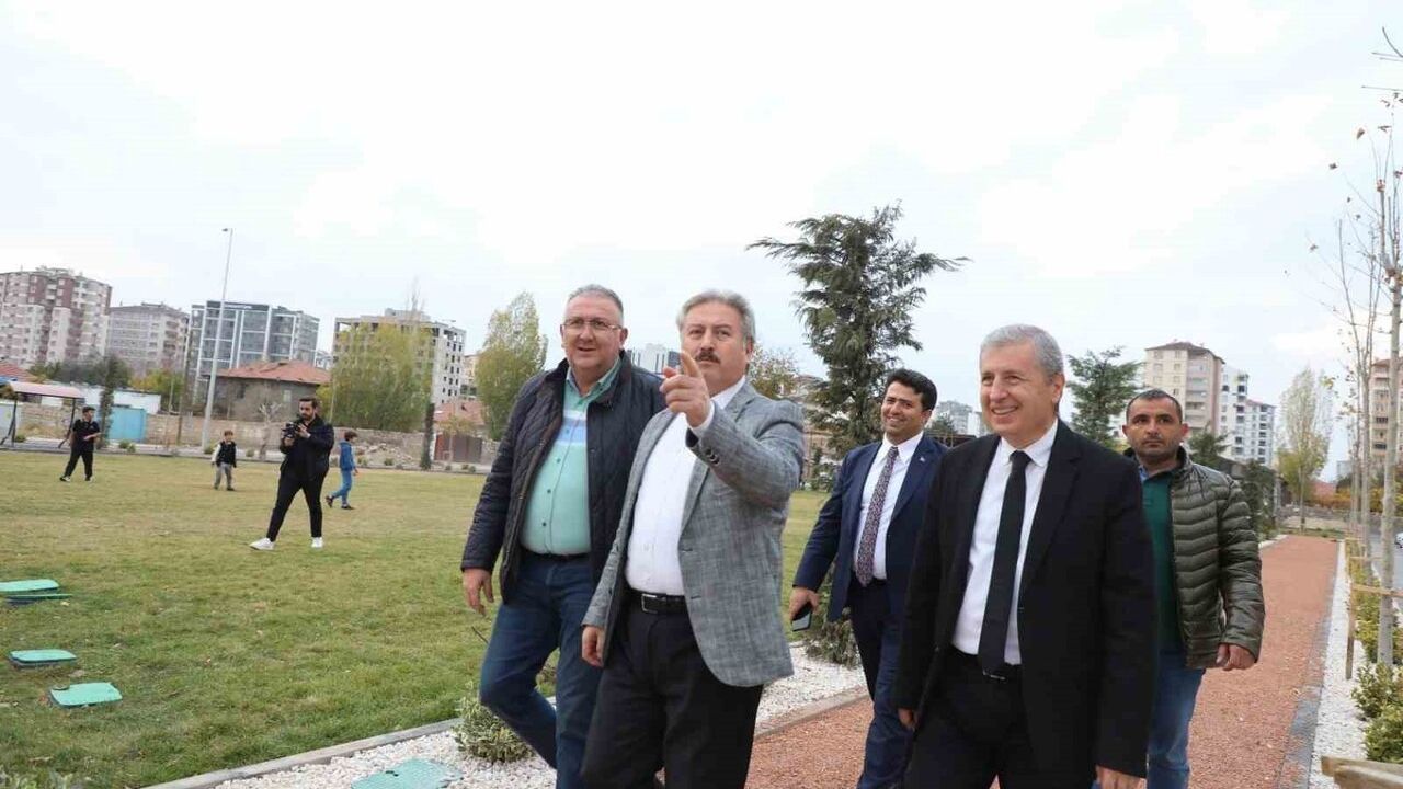 Melikgazi Belediyesi Yıldırım Beyazıt’a İki Yeni Park Daha Kazandırdı