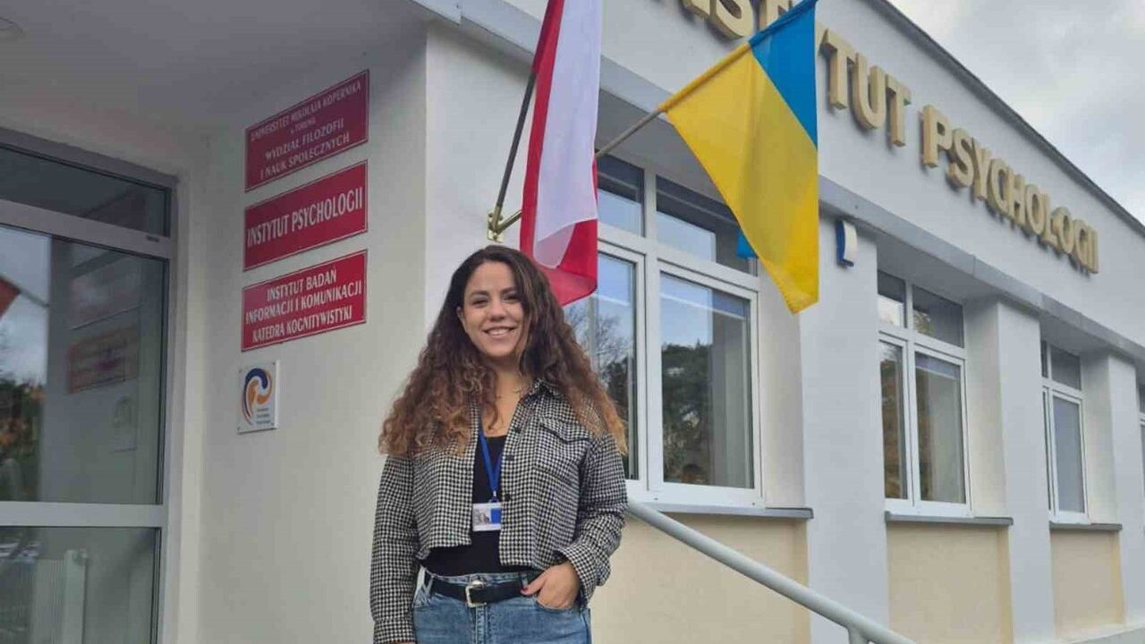 Melisa Nakıp, Nicolaus Copernicus Üniversitesi'nde İklim Krizi Psikolojisi Doktorasına Başlıyor