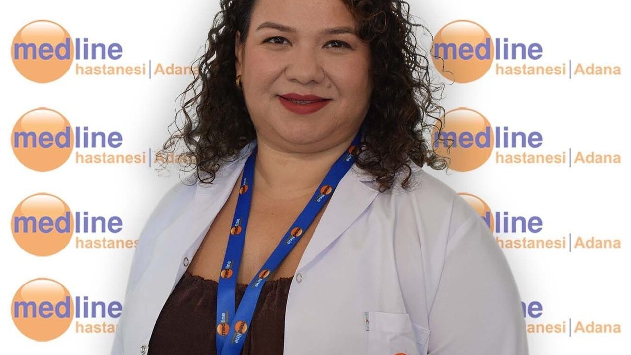 Meme ağrısının nedenleri: Hormonal değişiklikler ve diğer önemli faktörler