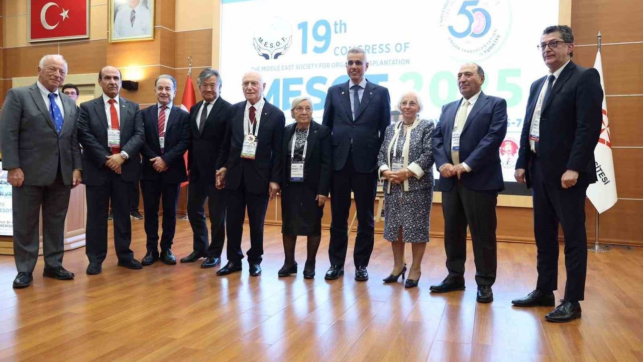 Memişoğlu: Türkiye yılda 5 bin nakil ve 149 nakil merkeziyle dünyaya örnek oluyor