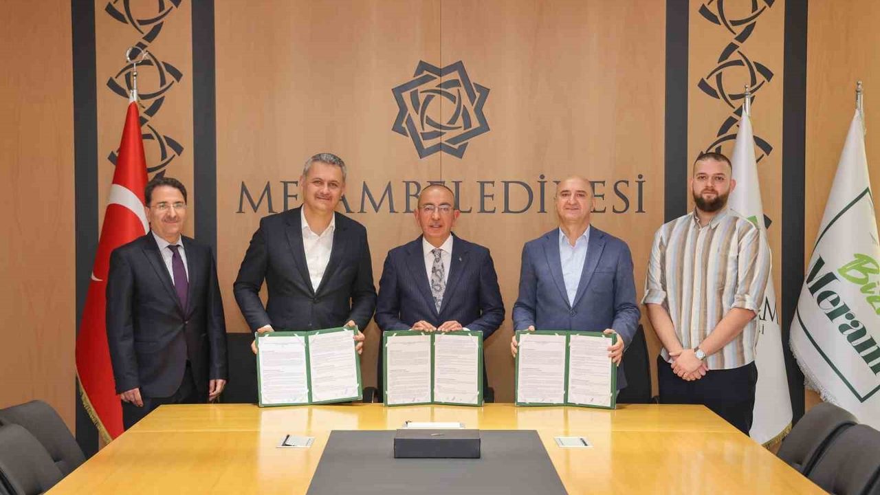 Meram Alakova'ya Adnan-Olcay Ağırbaşlı Acil Sağlık Hizmetleri İstasyonu için protokol imzalandı